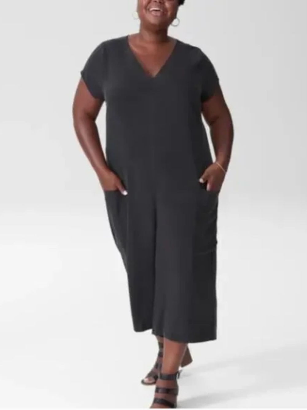 Universal Standard Nox Cupro Jumpsuit - Black V-Neck Short Sleeve- M/18